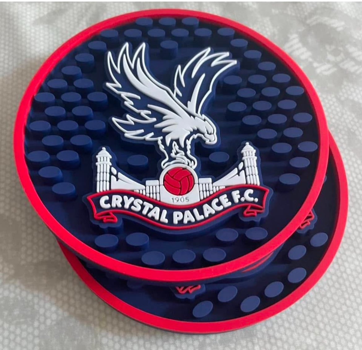 WhyteleafeEagle's tweet image. 🚨Free Giveaway🚨
I’m going to give away 4 Crystal Palace drinks coasters if #cpfc beat Brighton today
All you have to do is like and re post this post.
*must live in the uk 
Good luck ❤️💙