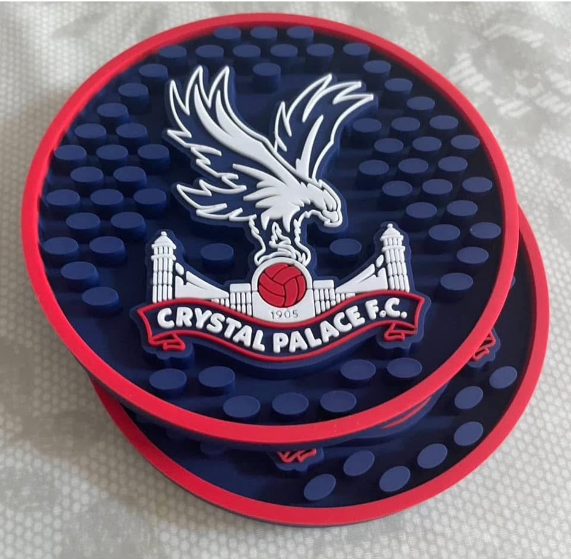 WhyteleafeEagle's tweet image. 🚨Free Giveaway🚨
I’m going to give away 4 Crystal Palace drinks coasters if #cpfc beat Brighton today
All you have to do is like and re post this post.
*must live in the uk 
Good luck ❤️💙