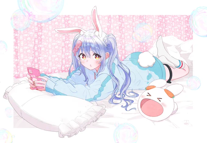 帰宅後ベッド直行ぺこちゃん#holoRêve #ぺこらーと 