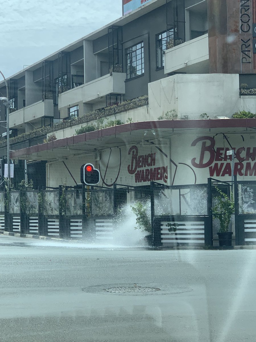 csuttonpryce's tweet photo. @JHBWater please urgently attend Cnr Bolton and Jan Smuts - massive amounts of water pouring out https://t.co/PiRxJINS83
