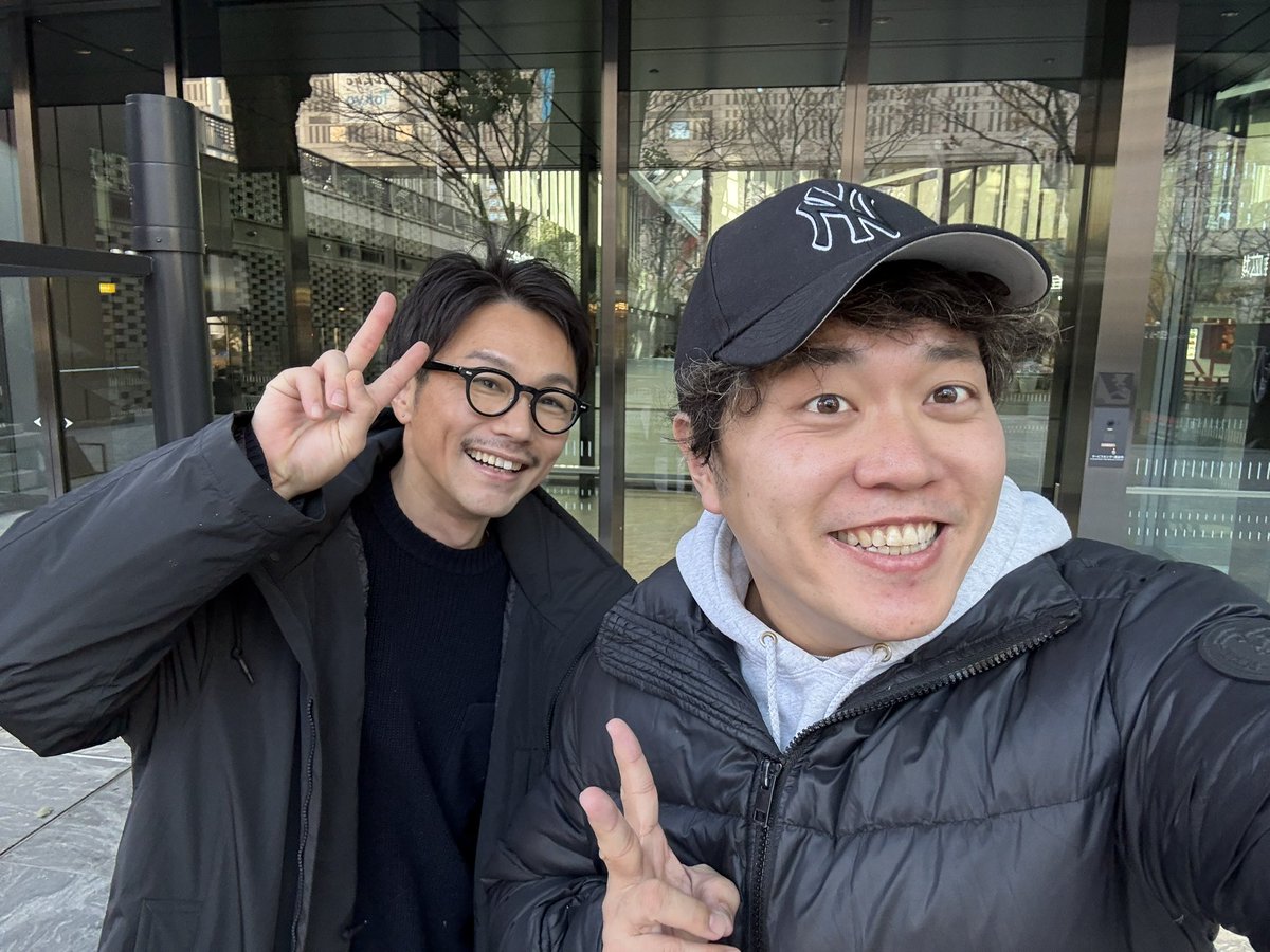 eharamasahiro's tweet photo. 楽しい投稿にしよう😆

テンパる先生とご飯行ってきたよ。
頭いい人と話すとめっちゃ勉強なるしめっちゃ楽しい‼️ https://t.co/SE2DsEWFf7