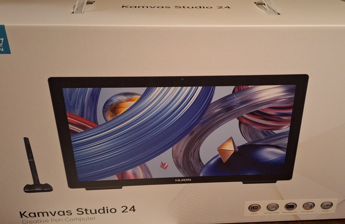 🥰 I'll be working on it during the holidays. My new tablet! #huion #art #webtoon #animation