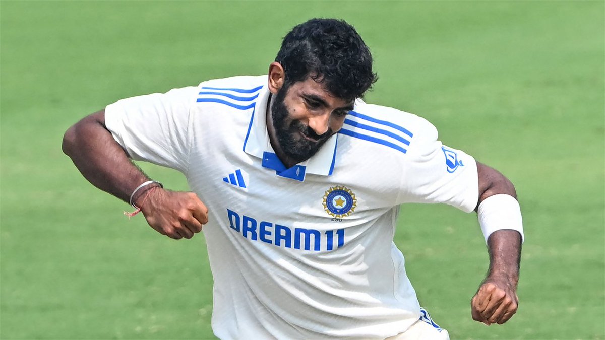 SoniG1988's tweet photo. Jasprit Bumrah takes 5 Wickets haul in the first Innings , wonderful vicket taker,,
Like ❤️
Retweet 🔁
#INDvAUS
#Bumrah
#devid https://t.co/UYxvfagwQB