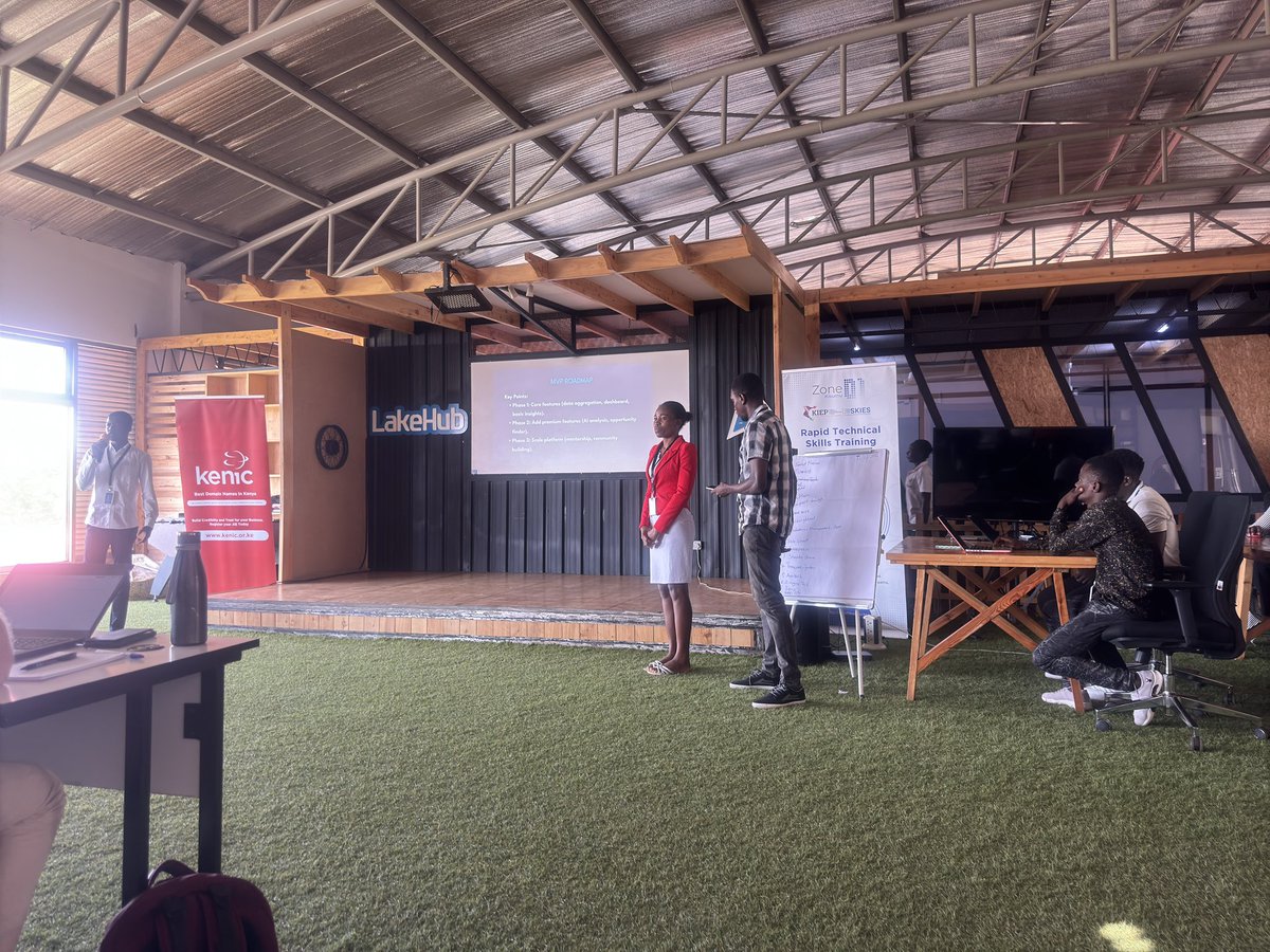 Zone01Kisumu's tweet photo. #Bizzightful helps msmes with insightful market information and trends
#CodeandCheerHackathon
@LakeHub
@_01Talent
@Kiep254 https://t.co/gDBosariex