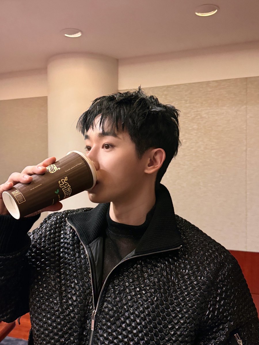 My heart is so full 💙💙💙
#WONHO #원호