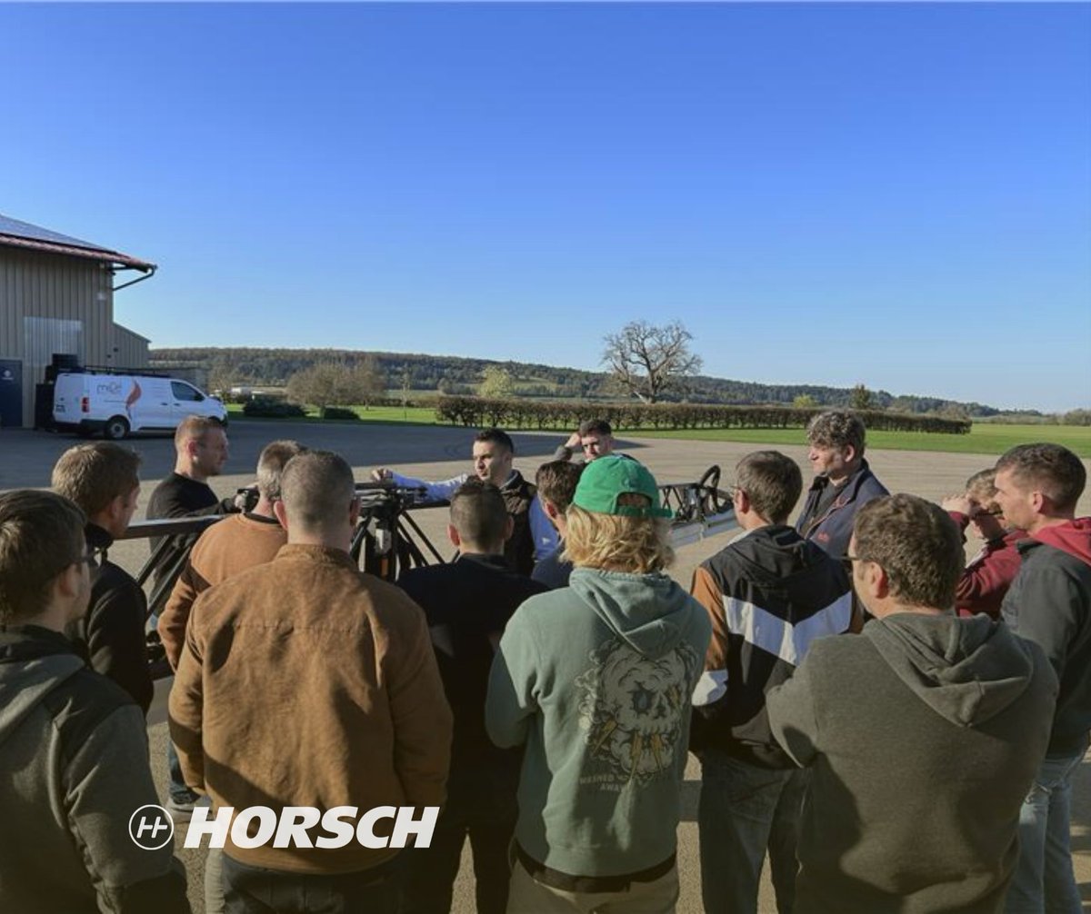 HORSCH_France's tweet image. [RECAP] retour sur nos #formations #pulverisation 
👉️130 #technicien de concession formés sur nos #pulverisateur #porté #trainé #automoteur de la gamme #horschleeb
#programme animés par nos equipes techniques
👉️ principes de la pulvé horsch , mise en route et diagnostic