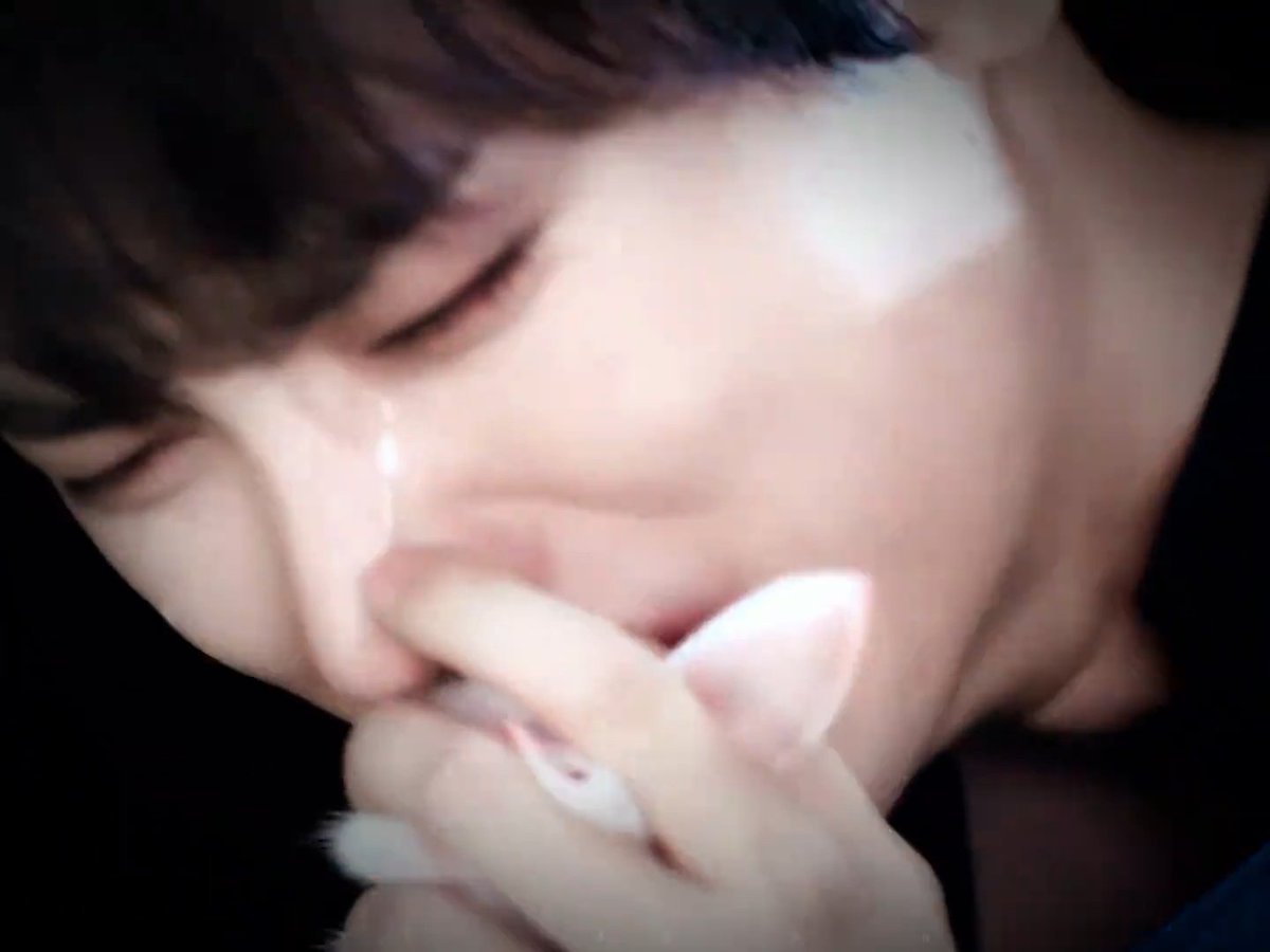 zhouyiranstory's tweet photo. It breaks my heart 💔🥹#cryingscene
Tang San #ZhouYiran 🥺😭
 #斗罗大陆之燃魂战
#周翊然 #THELANDOFWARRIORS #DouluoContinent #斗罗大陆2 https://t.co/vjfIST07cq