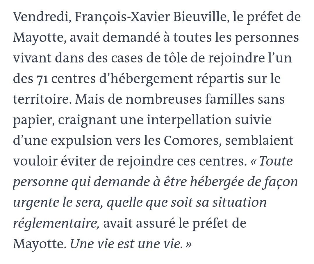 FlorentImbert06's tweet photo. À #Mayotte, la population pauvre n'a pas écouté  le préfet... Les mêmes représentants de l'État qui ordonnent les rafles de sans papiers et détruisent ces bidonvilles.
Les conséquences ? Meurtrières ! La démagogie xénophobe tue !
Vu dans @lemondefr https://t.co/jWa3OM9UGT