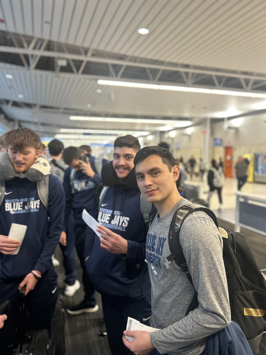 WestMoMensHoops's tweet photo. Long travel day for the Blue Jays! California dreaming is now a reality.  🏝️We have arrived! https://t.co/lDB9Nvh97M