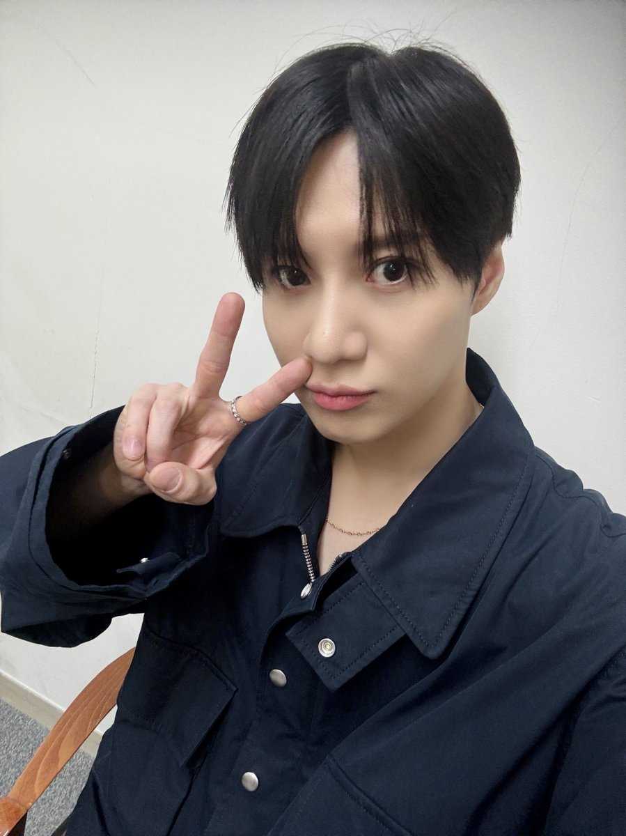 [#태민] 📸

The 5th Mini Album 'ETERNAL' 발매 기념 일본 팬사인회 완료♾️

오늘의 귀여운 태민이👼🏻
탬메이트의 일상 속에는 언제나 행복한 일만 가득하길🍀🫶🏻
태민이 생각도 잊지 말기☝🏻

#TAEMIN
#ETERNAL