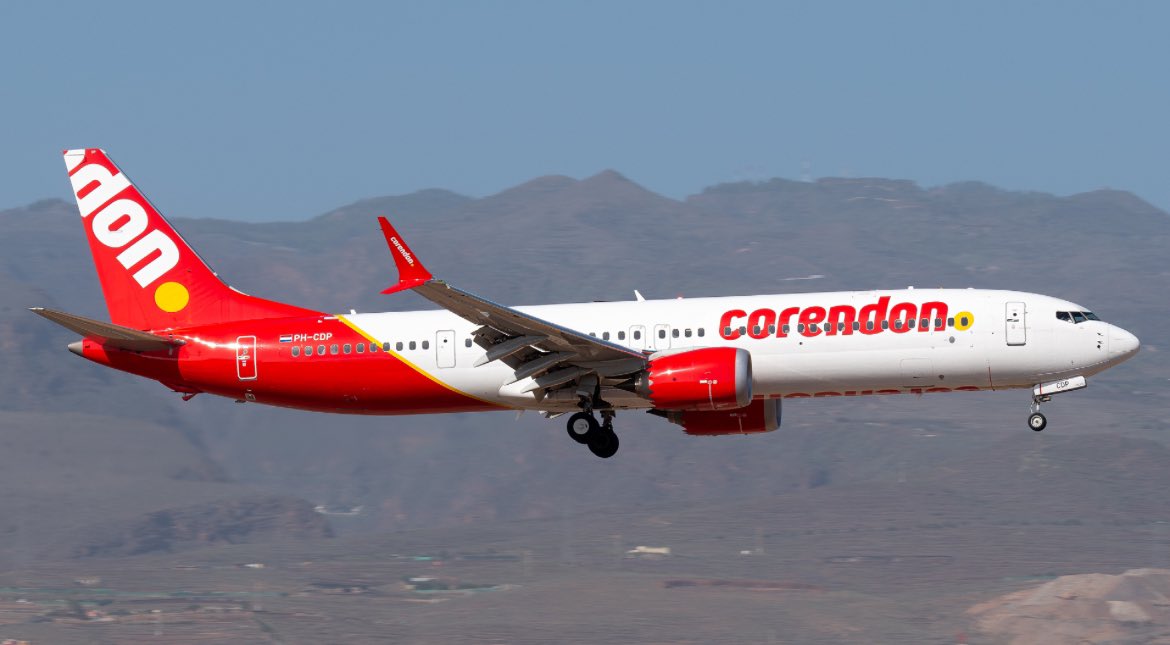 Vandaag eerste en één van de laatste vluchten vanaf Groningen Airport naar Egypte. Corendon stopt er half januari mee.