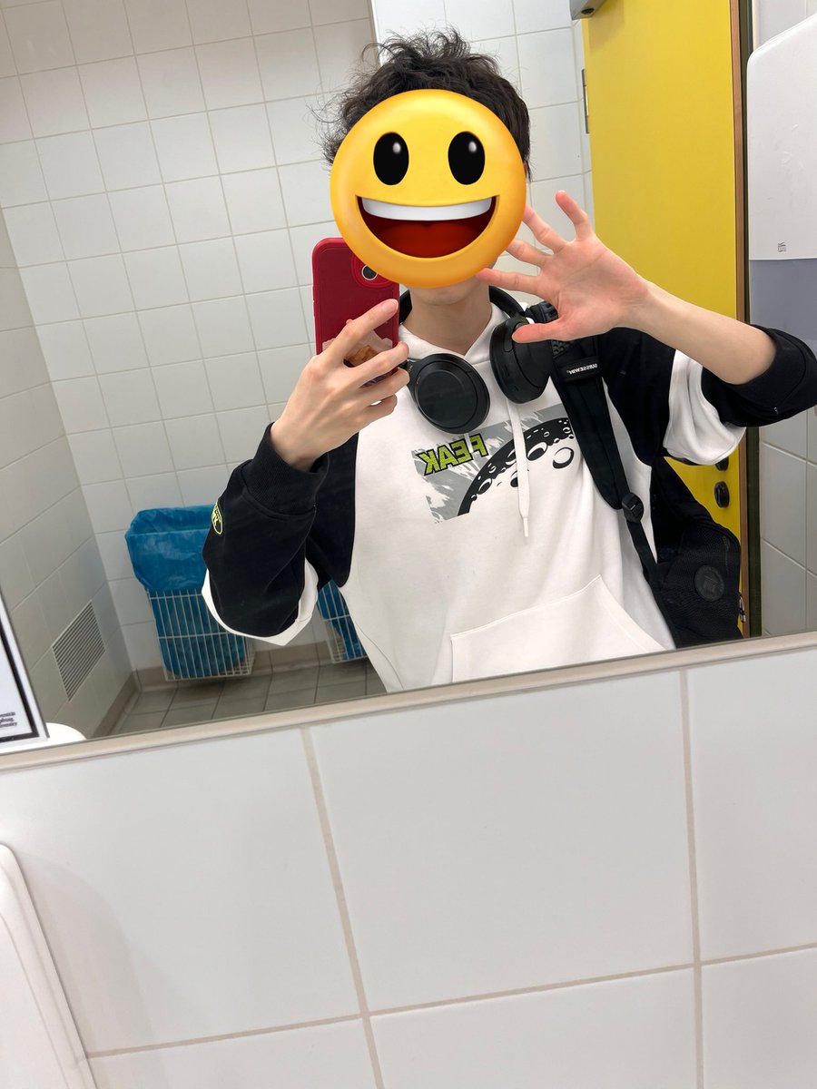 被顺眼的帅哥干我是真的会特别爽
心理生理都很爽😋😋😋🥹🥹🥹