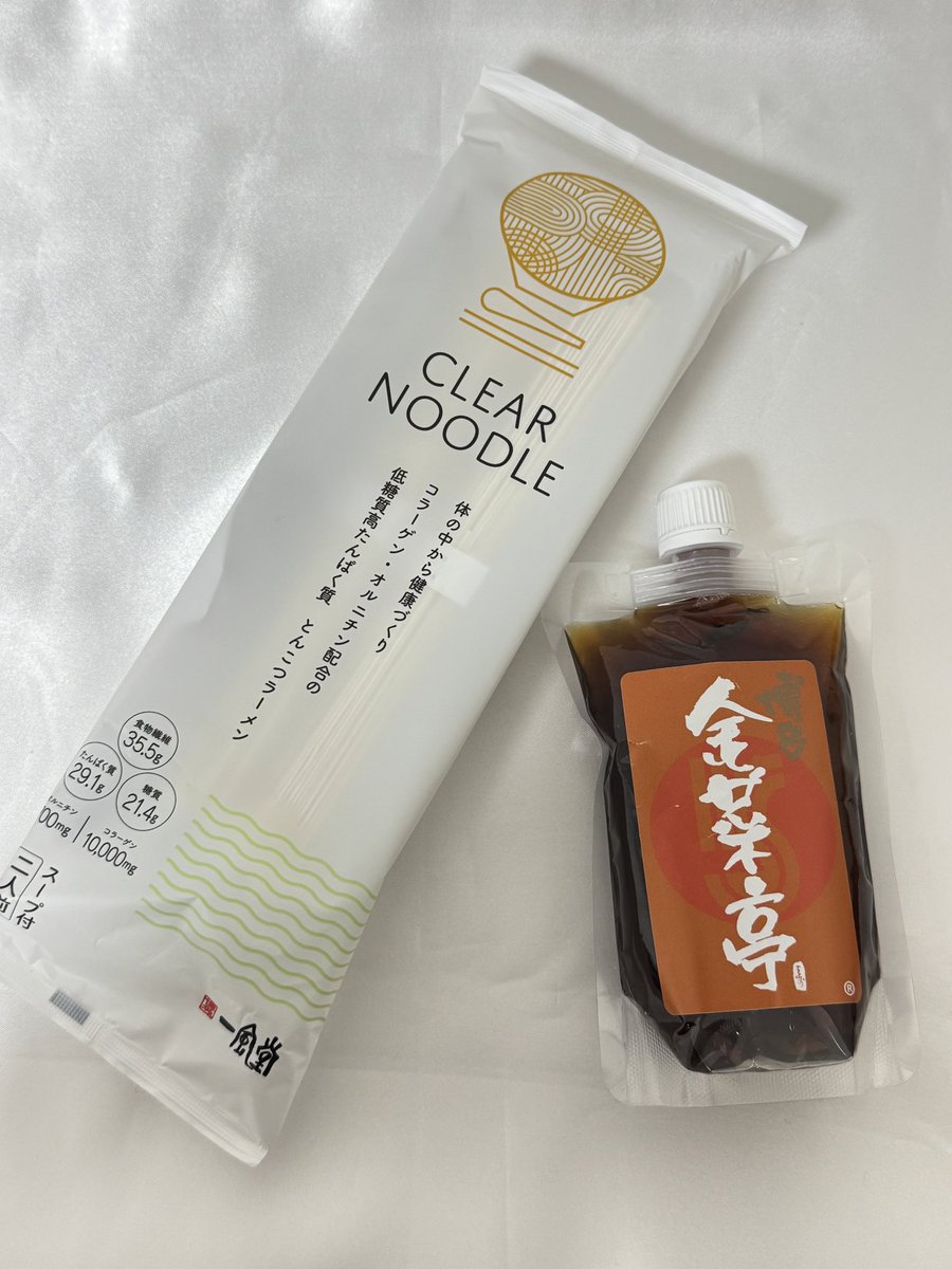 ringonotabearuk's tweet photo. 【麺のタレ子×一風堂CLEAR
NOODLE���アレンジレシピ】
とある有名ラーメン店で使われているラーメンのタレ「麺のタレ子」
一風堂の「CLEAR NOODLE」
を使用して��レンジ🍥

《名前》
担々風和え麺🍜

#ラーメン女子検定
#麺のタレ子さん
#ラーメン女子検定コンテスト
#担々和え麺
#一風堂
#CLEARNOODLE https://t.co/jsPescS33Z