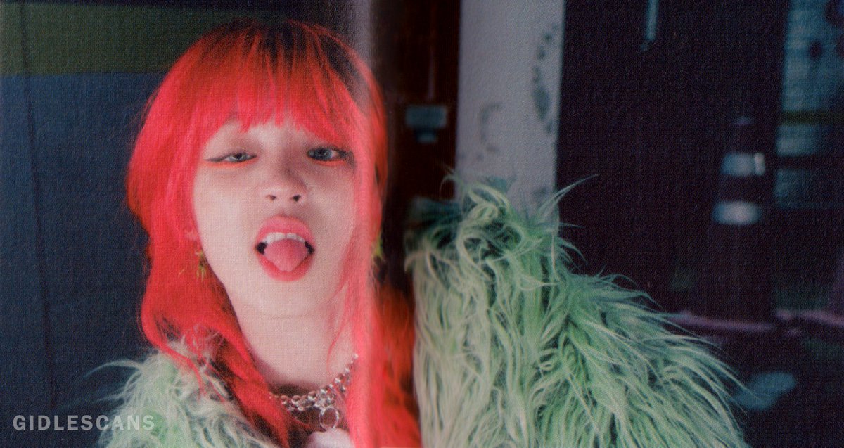 gidlescans's tweet photo. ~•°scan

「 yuqi 'YUQ1' (rabbit ver.) 」

#YUQI #우기 @G_I_DLE https://t.co/41y6GJXhHv