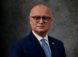 Još jedan zahtev, 
Odgovor na pitanje:
Zašto su ovi gradjevinski stručnjaci još uvek na slobodi?
Zašto nije podignuta optižnica?