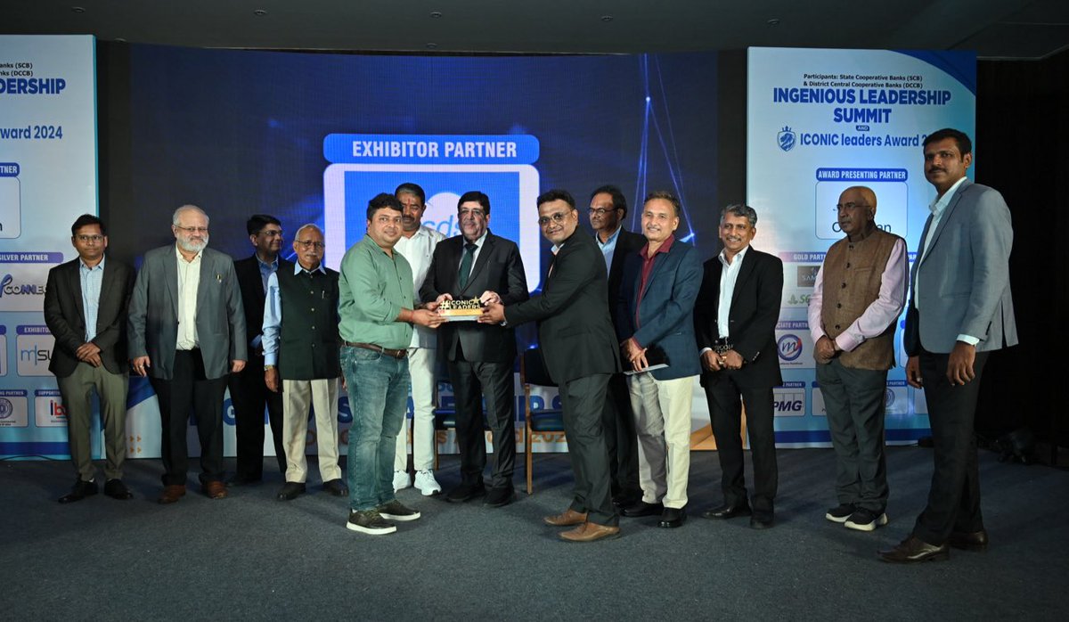 sumit_NCUI's tweet photo. Honoured to receive ‘Iconic Leader’ Award at the hands of Shri  @Dileep_Sanghani Sir, President, @ncuicoop during the Ingenious Leadership Summit organised for the State Cooperative Banks and DCCBs in Goa by Eventalist Conferences. https://t.co/SD1B6YMd7M