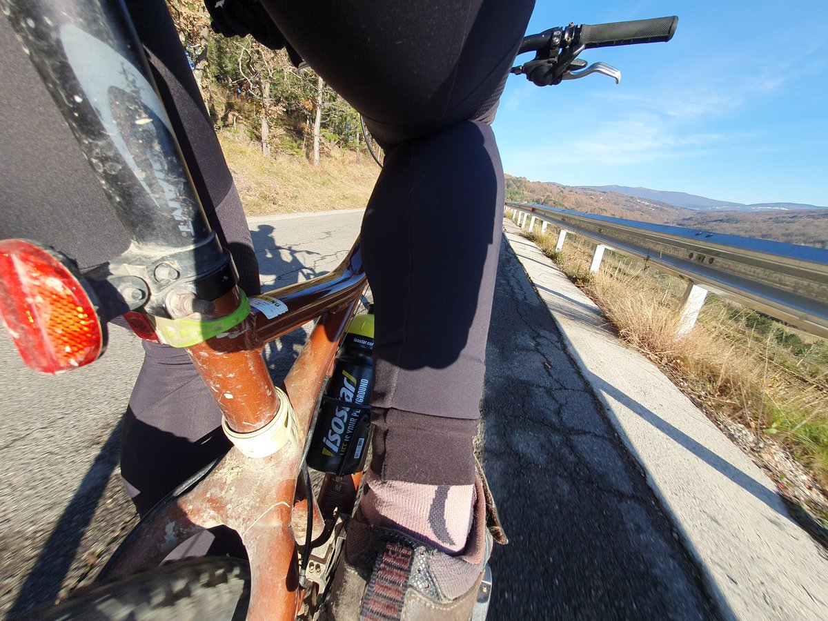 IgorB090371's tweet photo. 🚴‍♂️💪🌞.....#cyclingisfreedom https://t.co/Ehpi8Uv32u