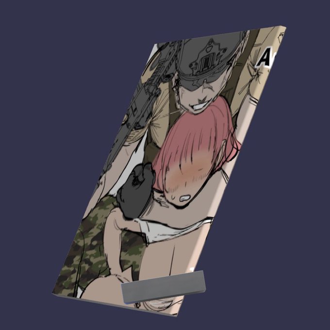 来月配信予定のシチュボにはこの厚みのネームPDFが特典につく予定です〜‼️ネーム(下絵の前のラフ)が117Pなので、よかったら読んでね………… 