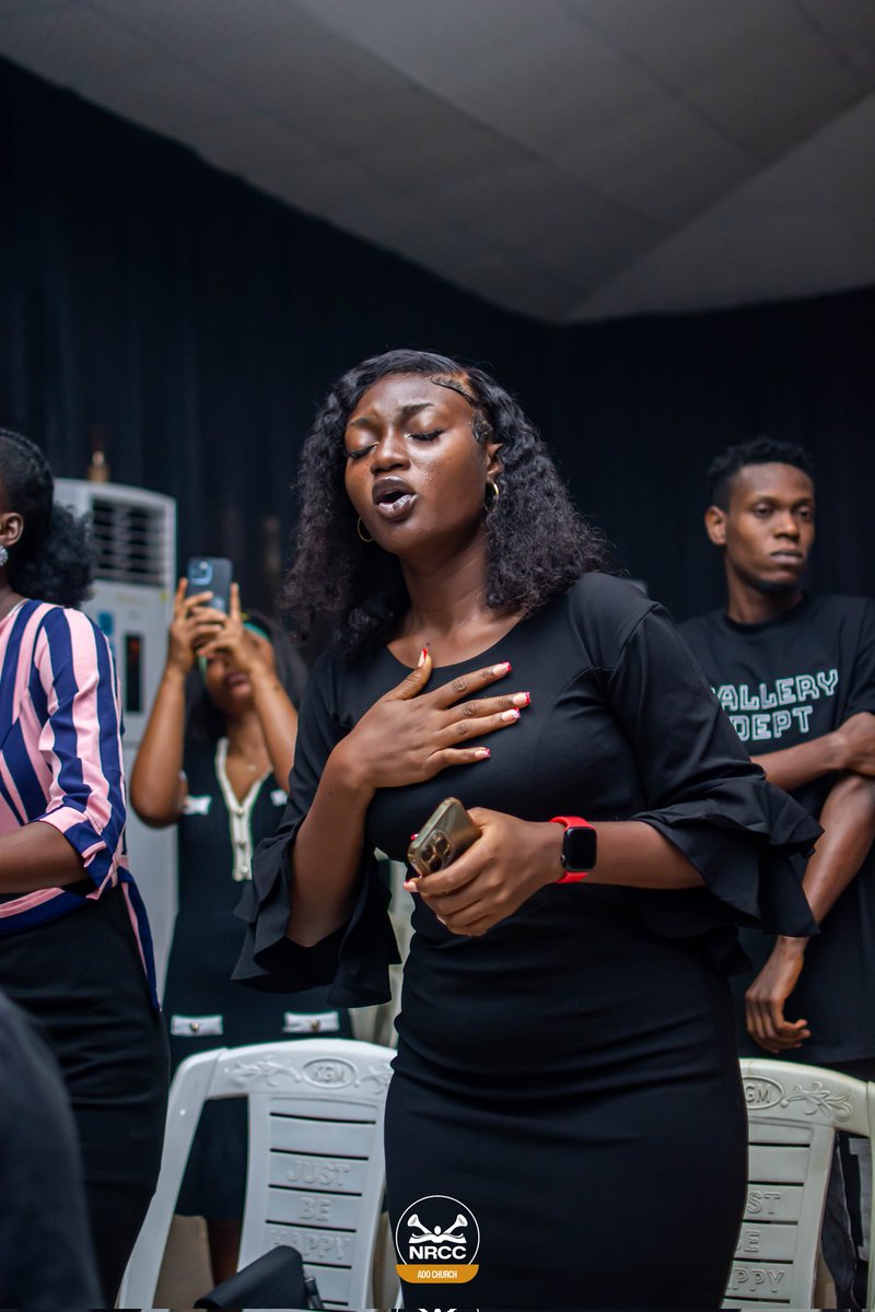 nrcc_adoekiti's tweet photo. 🎶Ọba awọn Ọba
Your Kingdom reigns forevermore
(Your Kingdom reigns forever)
Jesus Your Kingdom reigns forevermore
(Oh Ọba)...
Ọba awọn Ọba
(Ọba awọn Ọba).....
#Newrealitycc #Nrccglobal
#Worshipsessions #Miracleszone
#churchconnect https://t.co/mdA8rCLxgo