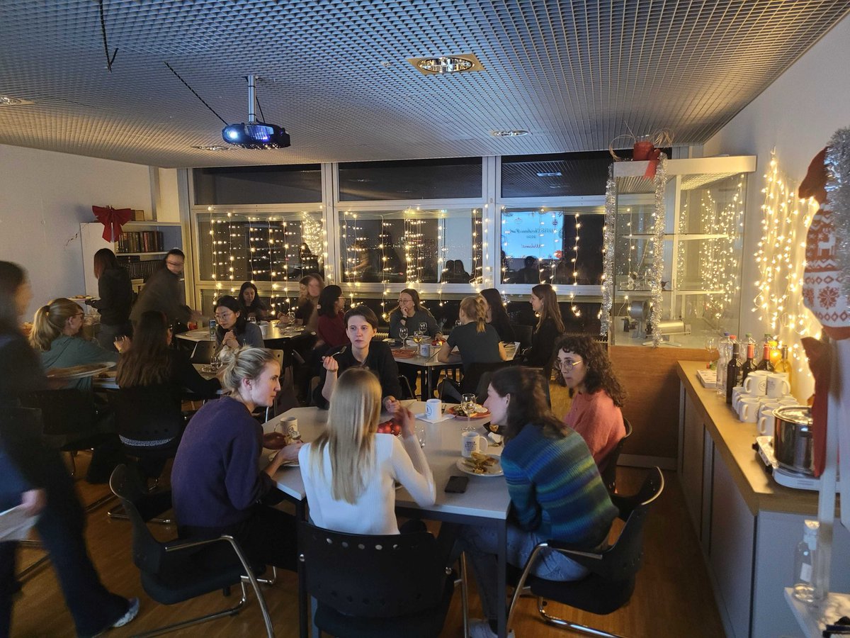 wins_ethzurich's tweet image. 🎄✨ Last week, we kicked off the holiday season with a cozy Christmas Party! 🎉
A big congratulations to our three pub quiz winners—Benedetta, Katharina, and Nina! 🏆🎉
Stay tuned for more events in the new year, and happy holidays from all of us at WiNS! 🎁❄️