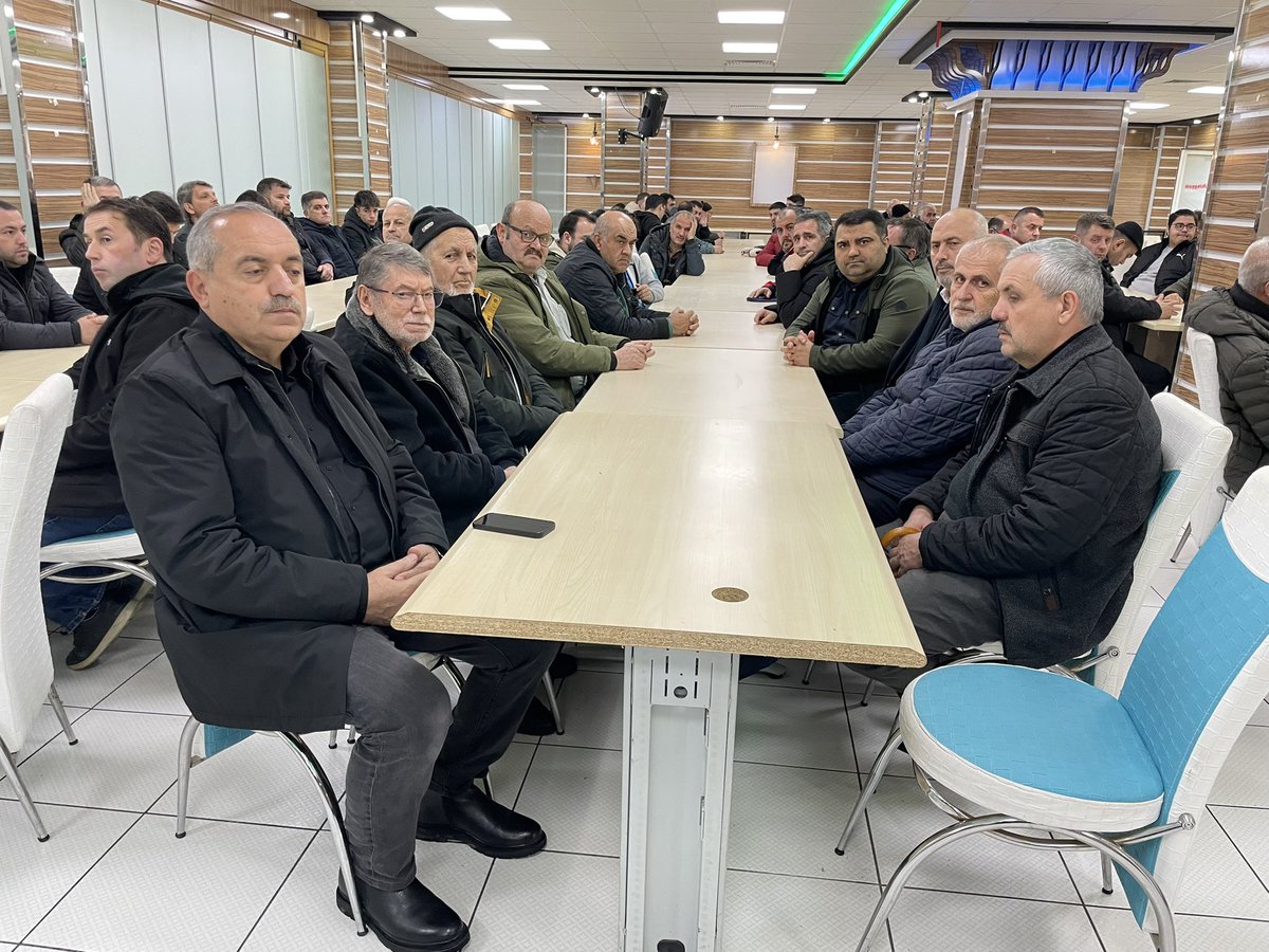 uluslularder's tweet photo. Merhum Osman Öztürk'ün 52 Mevlidini hemşehrilerimizin katılımıyla gerçekleştirdik. 

Merhum Osman Öztürk’e tekrardan Allah’tan rahmet, ailesine ve sevenlerine sabır diliyoruz. 

Tüm üyelerimize ve hemşehrilerimize katılımları için teşekkür ederiz. 

Rıdvan Maden
ULUSLULARDER Bşk. https://t.co/CW8Bqwn63Z