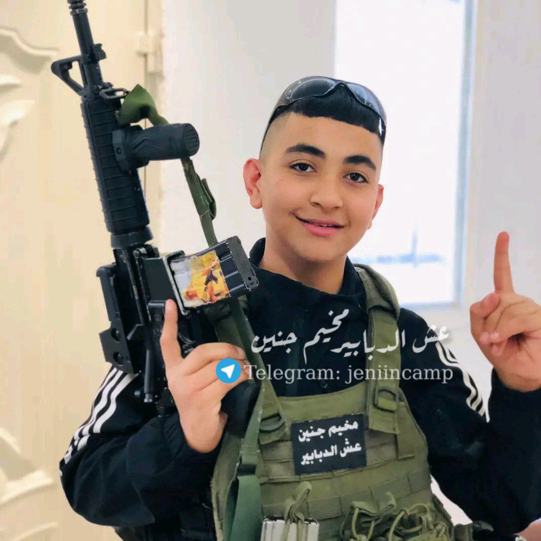 BenefitNews24's tweet photo. #Palestine #WestBank: #MuhammadAl-Amer, a 13-year-old #Hamas member, was killed in a #battle between #Hamas-fighters and #Palestine #Security-Forces. Soon after, old videos of Muhammad Al-Amer posing with a gun and firing from a machine gun appeared on social media.
#terrorist #minorterrorists #brainwashed #MiddleEast #Islam #Muslim #JeninBrigades
