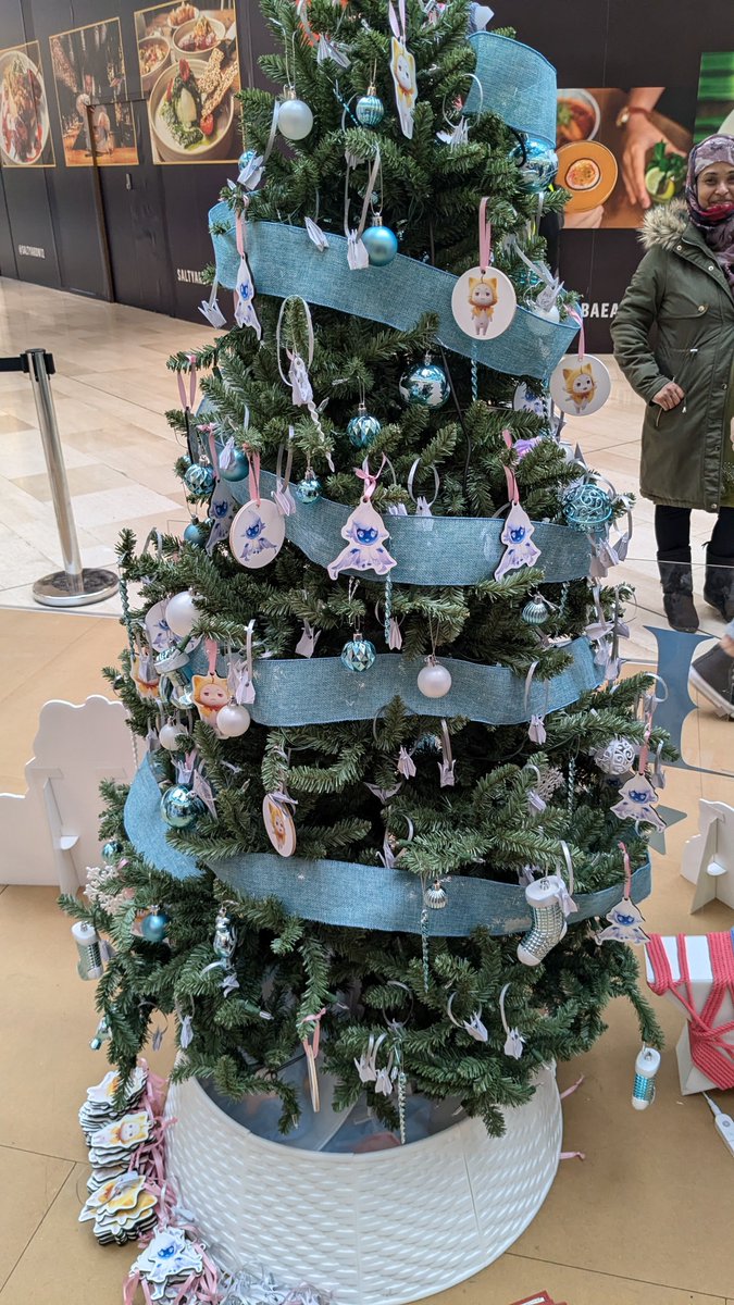 Fab_Eff's tweet photo. Came all the way for #InfinityNikki merch, looking to win something cute. https://t.co/F0nuMOCIO0
