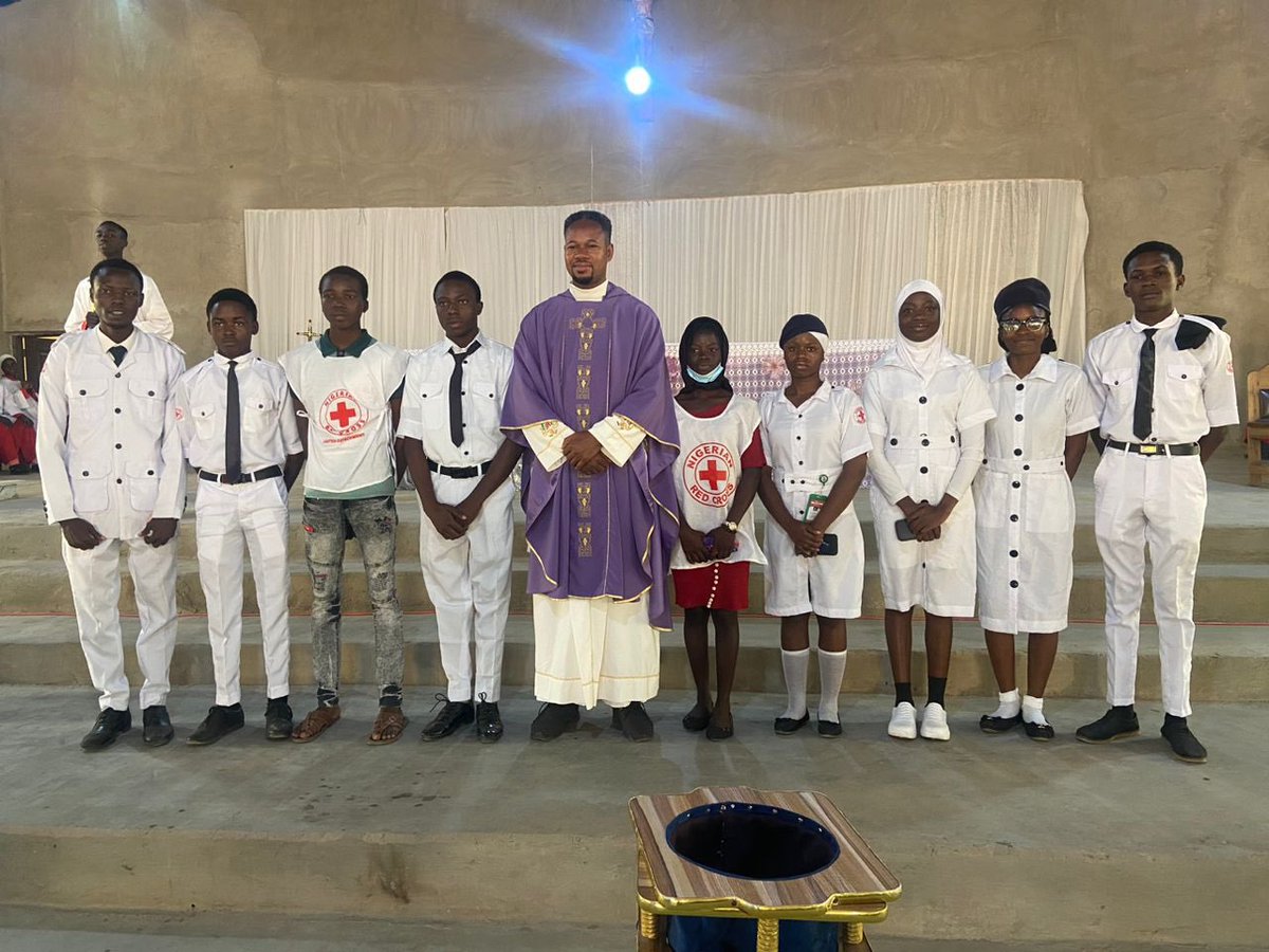 nrcs_lautech's tweet photo. Grateful for the opportunity to serve both our community and those in need, today and every day. As we give thanks to God, we remember the power of compassion and unity. #Thanksgiving 
#ServingWithLove 
#RedCross
#Lautechredcross
#Volunteerappreciation
#Redcrossweek https://t.co/FK0R8NnkM6