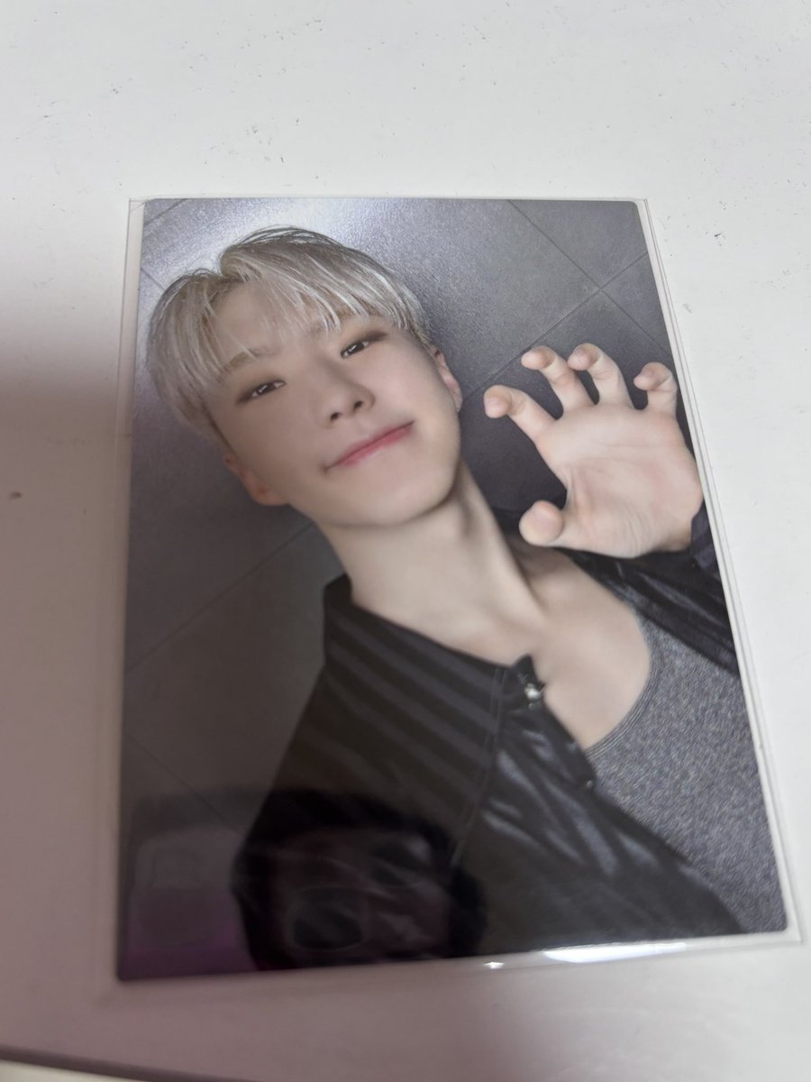 _shuas2_'s tweet photo. @SVT_SHG32 はじめまして、検索より失礼します🙌🏻画像のホシくん↔︎ジョシュアの交換可能でしょうか？郵送希望です。ご検討よろしくお願いいたします🙇🏻‍♀️ https://t.co/E6NIekM4nl