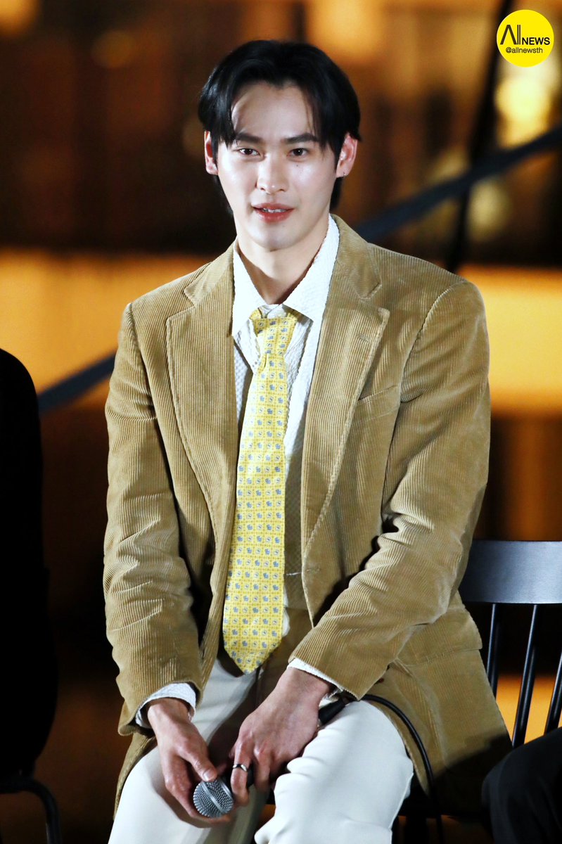 AllNews_th's tweet photo. หนุ่มหล่อ "เก้า นพเก้า"  ร่วมงาน “บางกอกชมวิว” (Bangkok Chom Viu) ครั้งแรกของซีรีส์กลางแปลง ริมเจ้าพระยา 

เก้าบางกอกชมวิว
KAO X BANGKOKCHOMVIU
#KaoBangkokChomViu
#number_9th 
#บางกอกชมViu #BangkokChomViu 
#ซีรีส์เกาหลีพากย์ไทยมากที่สุด https://t.co/NAMPKyQXpq