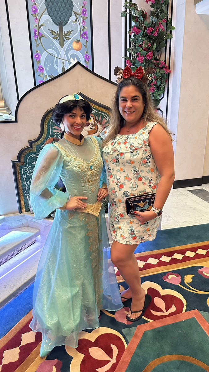 tootsiemr2's tweet photo. Last night πππ³οΈπ³οΈπ§ββοΈπ§ββοΈβοΈβοΈ and I met Jasmine πβοΈπ #disneyhosted #waltdisneyworld #wdw #disneyworld #disneyvacation #treasurepreview #disneytreasure #mickeyworldtravel
#disneytreasure #disneycruiseline #disneycruise https://t.co/WSo9KPU2j2