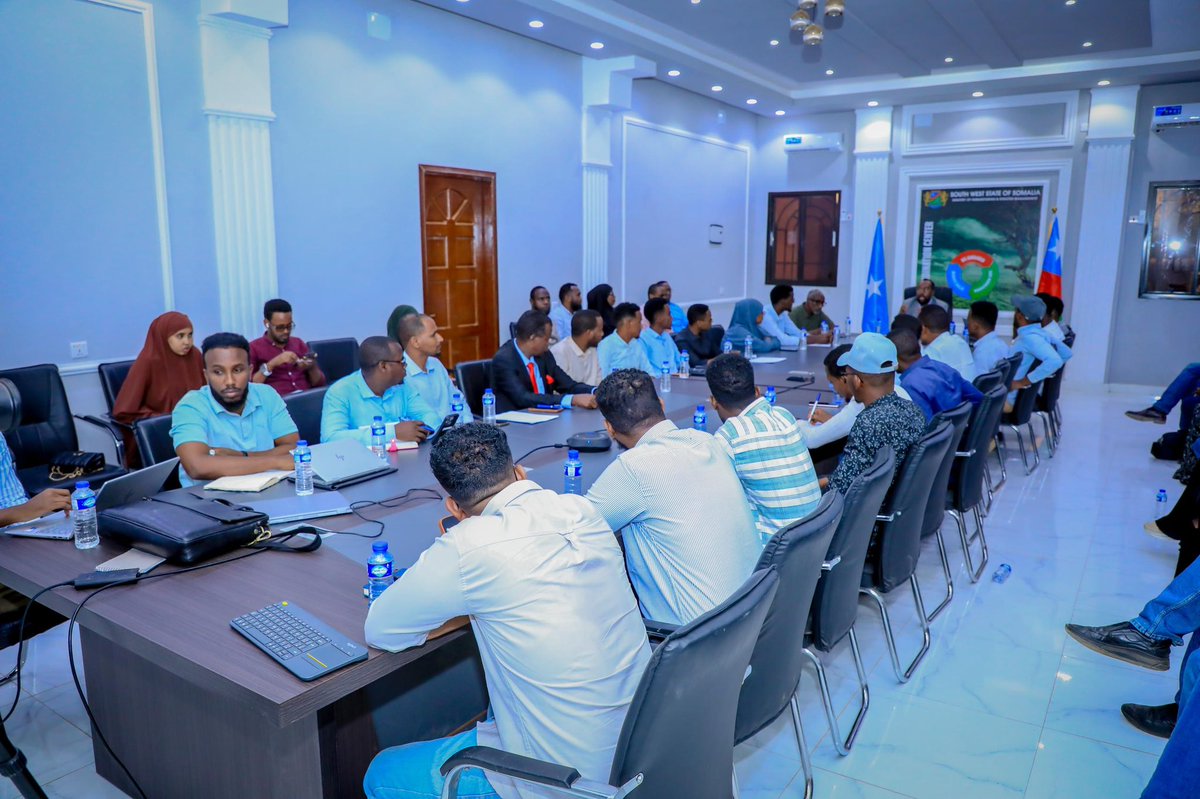 nasirarush's tweet photo. Today in #Baidoa,

We held the final validation workshop on the draft law for the prevention and combating of aid diversion in South West State, Somalia.

The workshop brought together technical team of government officials from line ministries to review and finalize the draft. 

This marks the culmination of a series of consultations and validation workshops across #Baidoa, #Hudur, and #Afgoye districts.

The draft law is final now. 

Soon It will be presented to the State Cabinet for approval before being submitted to Parliament for adoption, reinforcing efforts to safeguard humanitarian assistance delivery and enhance accountability.