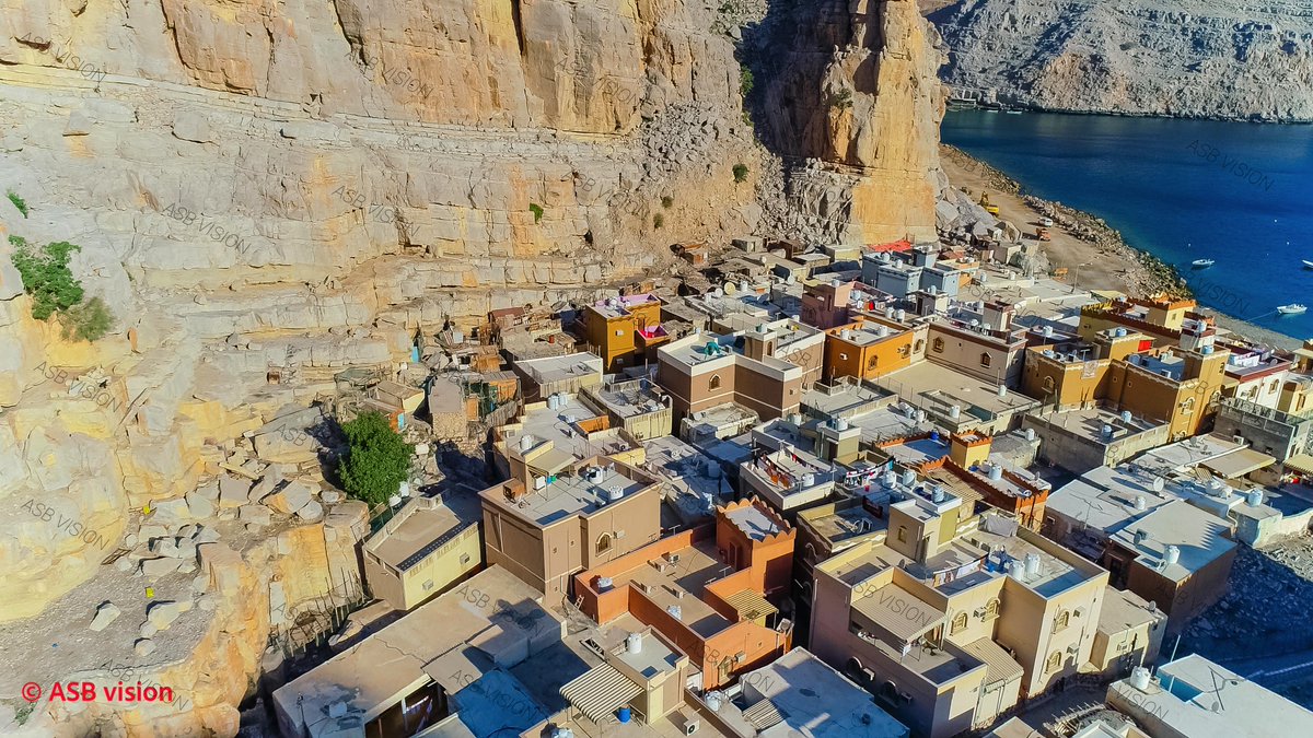 AsbVision's tweet image. Sultanate Of Oman - سلطنة عمان

#Oman #ASB #ASBVISION #4k #hd #phantom4 #dji #oman_from_theSky #dronephotos #quadchopter #dronestagram #drone_countries
#بر #الحكمان #الوسطى #عمان #عمان_من_السماء