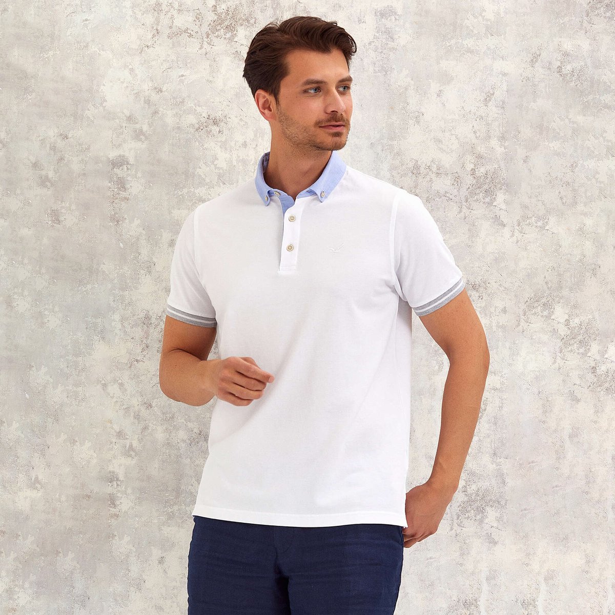 SmileCollection's tweet photo. Batten Oxford Polo T-Shirt | https://t.co/Gf0QfBOgNM

Batten kol ve yaka renkleriyle bir bütünlük ifade eder. Batten sizlere 4 farklı renk seçeneği sunuyor. Kalitesiyle tüm dikkatleri ��zerinize toplayın.

Detaylı Bilgi ve Sipariş : https://t.co/jSZG9pzl8W https://t.co/zJMImVnIOi