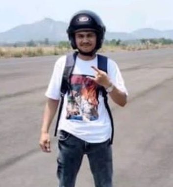 dhemit_is_back's tweet photo. ⚠️ TW Bullying ⚠️

Banyak yang tag akun kami soal kasus ini dan kami juga di DM keluarga Adik ini 

Kronologi: Dari bulan puasa di cekokin minuman, makanan haram, ngeroko, dibully di olok2 di ketawain  sumpah demi alloh hancur banget sampe pernah dikasih daging anjing(versi keluarga)

Saat ini sdh ada pelaporan di Polsek Katapang (Bandung)