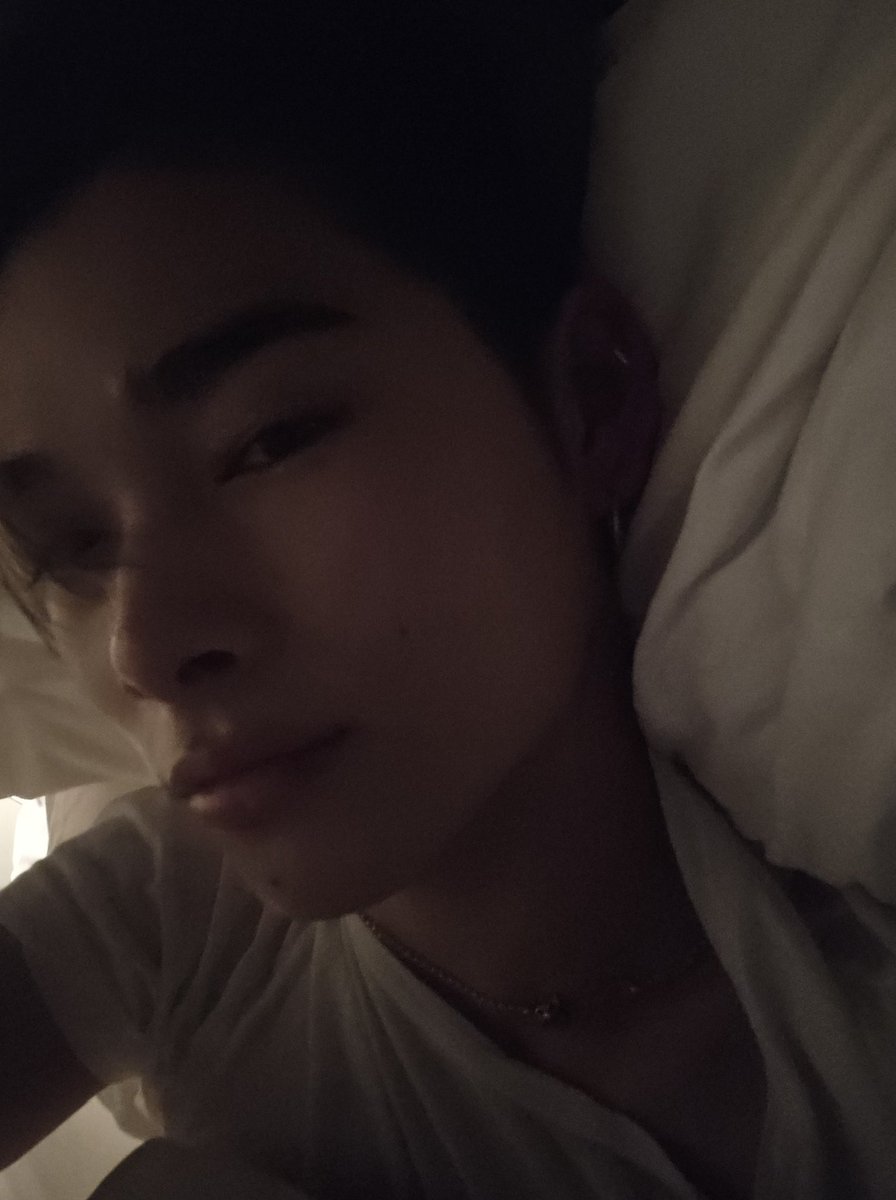 ki_niik's tweet photo. 난 요런 얼빡샷이 너무 좋드라..... https://t.co/wuZqlsgOJ8