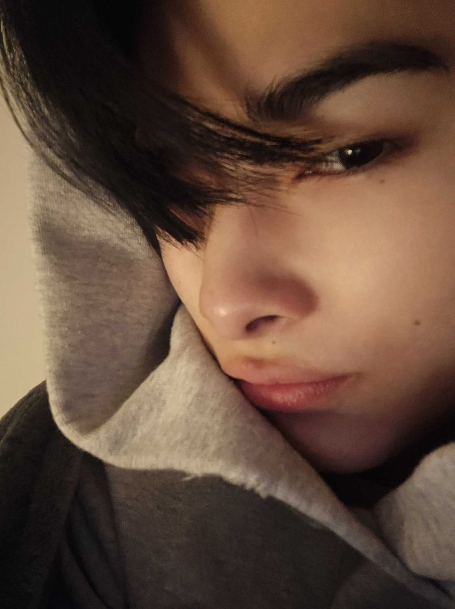 ki_niik's tweet photo. 난 요런 얼빡샷이 너무 좋드라..... https://t.co/wuZqlsgOJ8