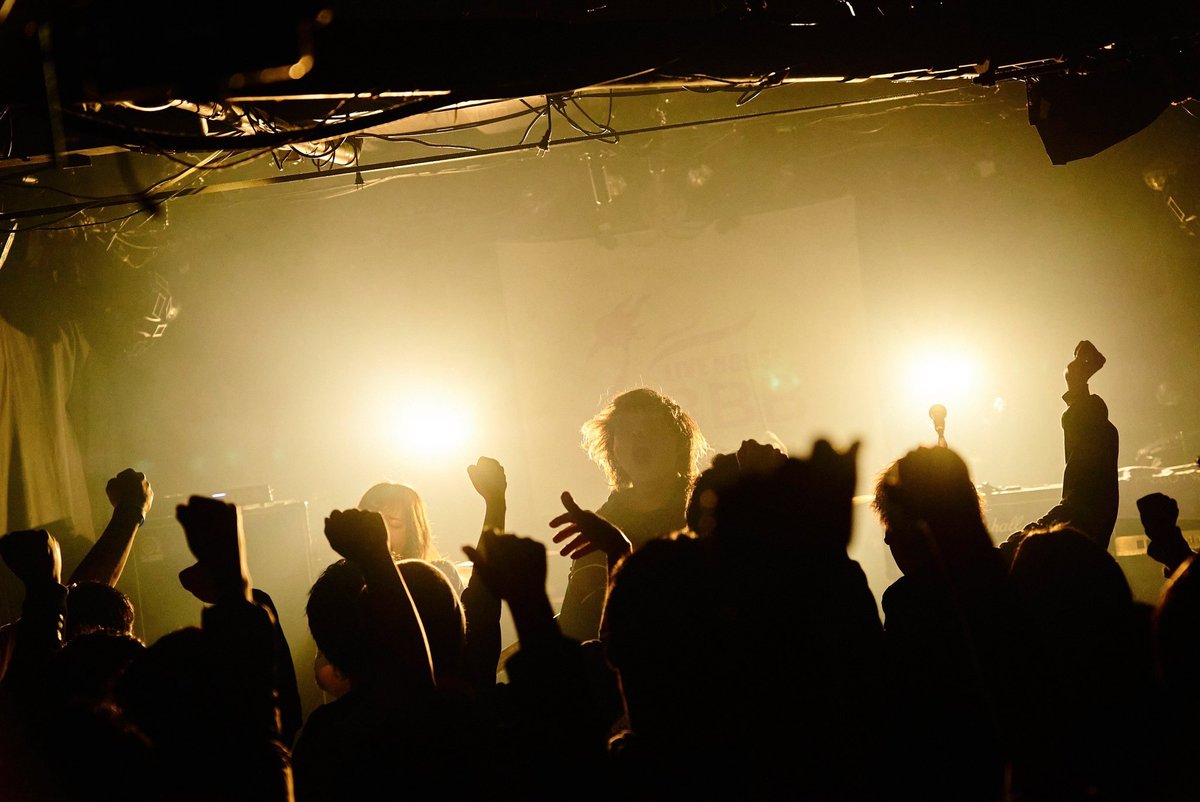 hellonewworld_'s tweet photo. 2024.12.15(sun) 宇部BBB

【拝啓、最愛の町　short one man live】

活休前ラストワンマン、
ホーム宇部BBBにて
ありがとうございました！

またライブハウスで会いましょう！

photo by @Blue88_Flower https://t.co/pEglR41XEp