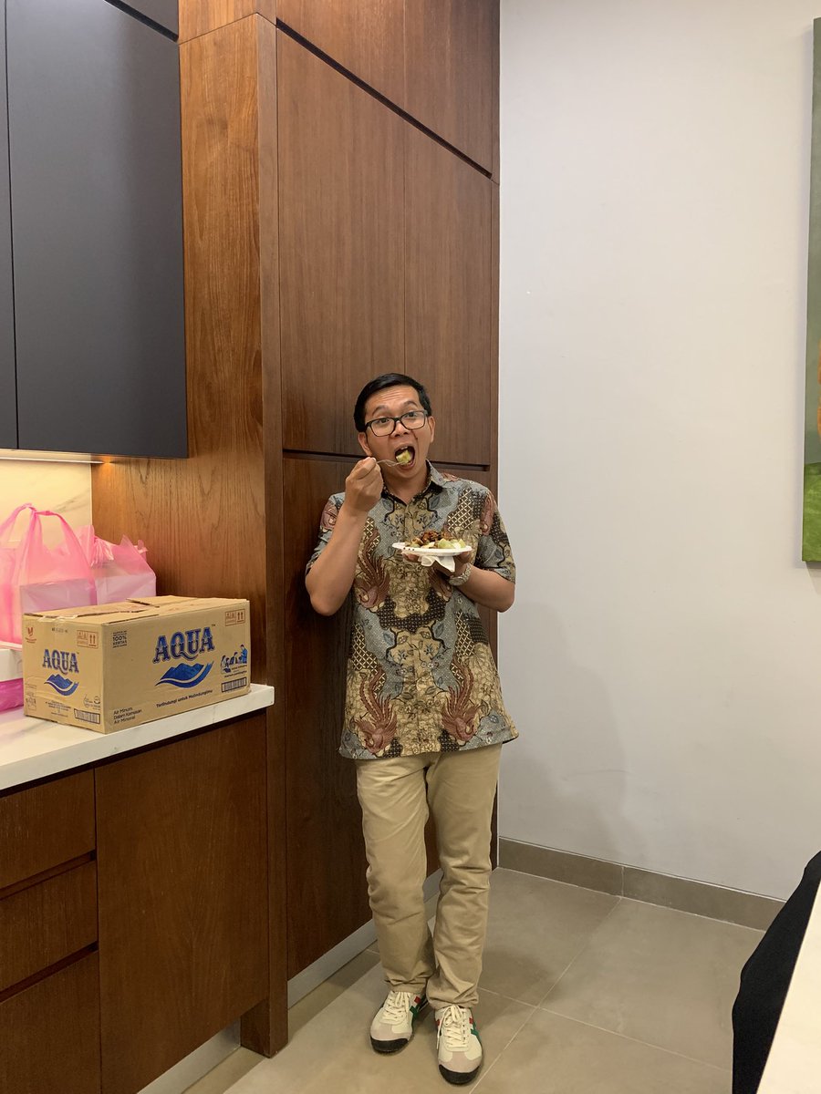 FebrianoGalih's tweet photo. @radenrauf P, calon istri #LoveStory https://t.co/NN1y8SQuQF