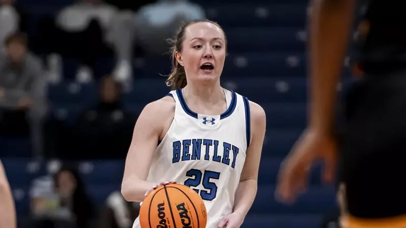 me_firecrackers's tweet photo. Maggie Whitmore named NE10 Player of the week after averaging 18ppg and 5.5 reb while shooting 57% from the field in wins over Molloy and Southern Connecticut. https://t.co/4YePHgOAVK
