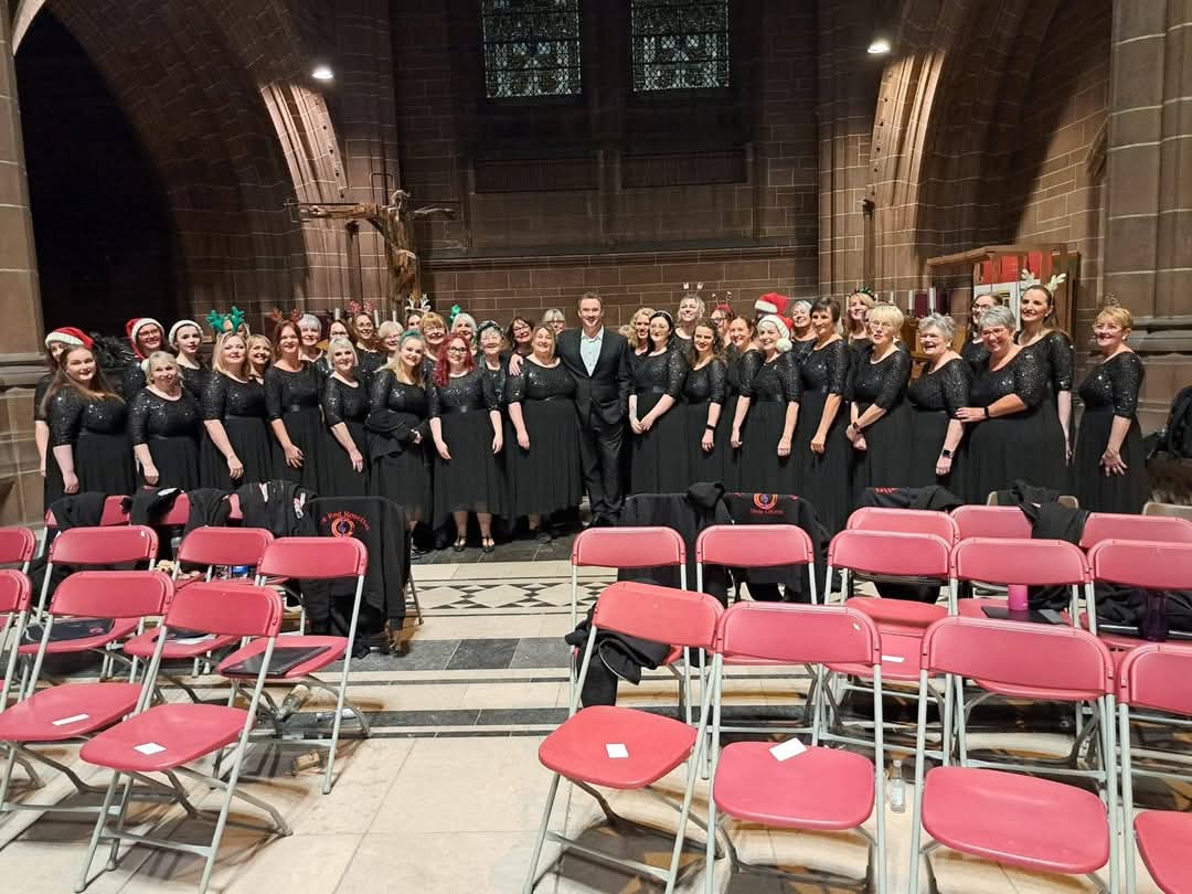 Here we are with "The Voice" Russell Watson following our performance with him at beautiful Liverpool Anglican Cathedral last night 🤩🌹