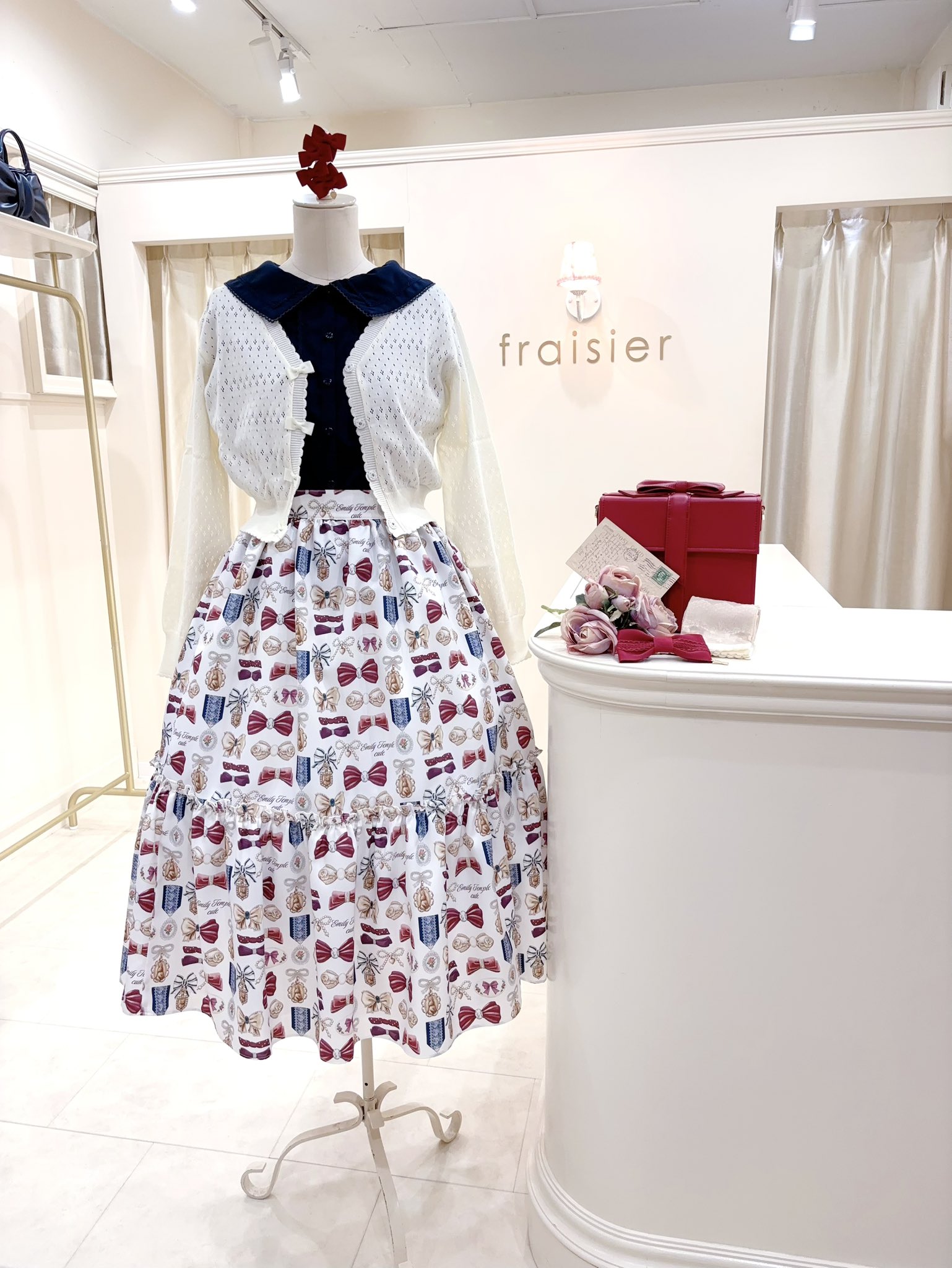 【新品】エミリーテンプルキュート　Rich Ribbonスカート　M 🎀受注受付中🎀 【Emily Temple cute】 Rich Ribbonスカート