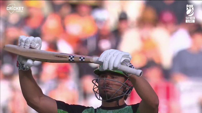 Broken Bat 💥 📹 Credits: Twitter/BBL