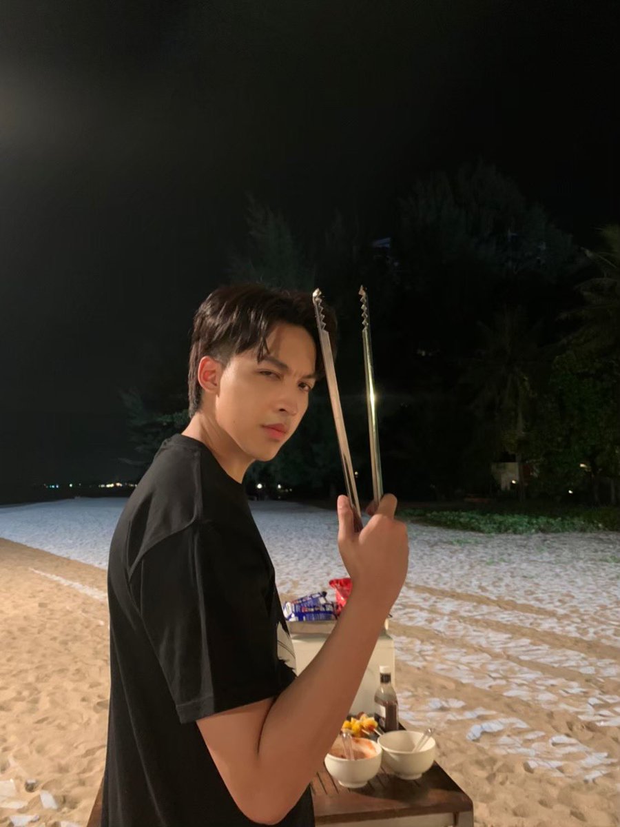 NitikornSupport's tweet photo. ถึงแอคนี้จะเงียบ แต่ก็มองดูอยู่ตลอดน้า😊😊 
#1ลักยิ้มของดิว
#1stDewdimple
#Dewnitikorn https://t.co/UL4FDhmkYq
