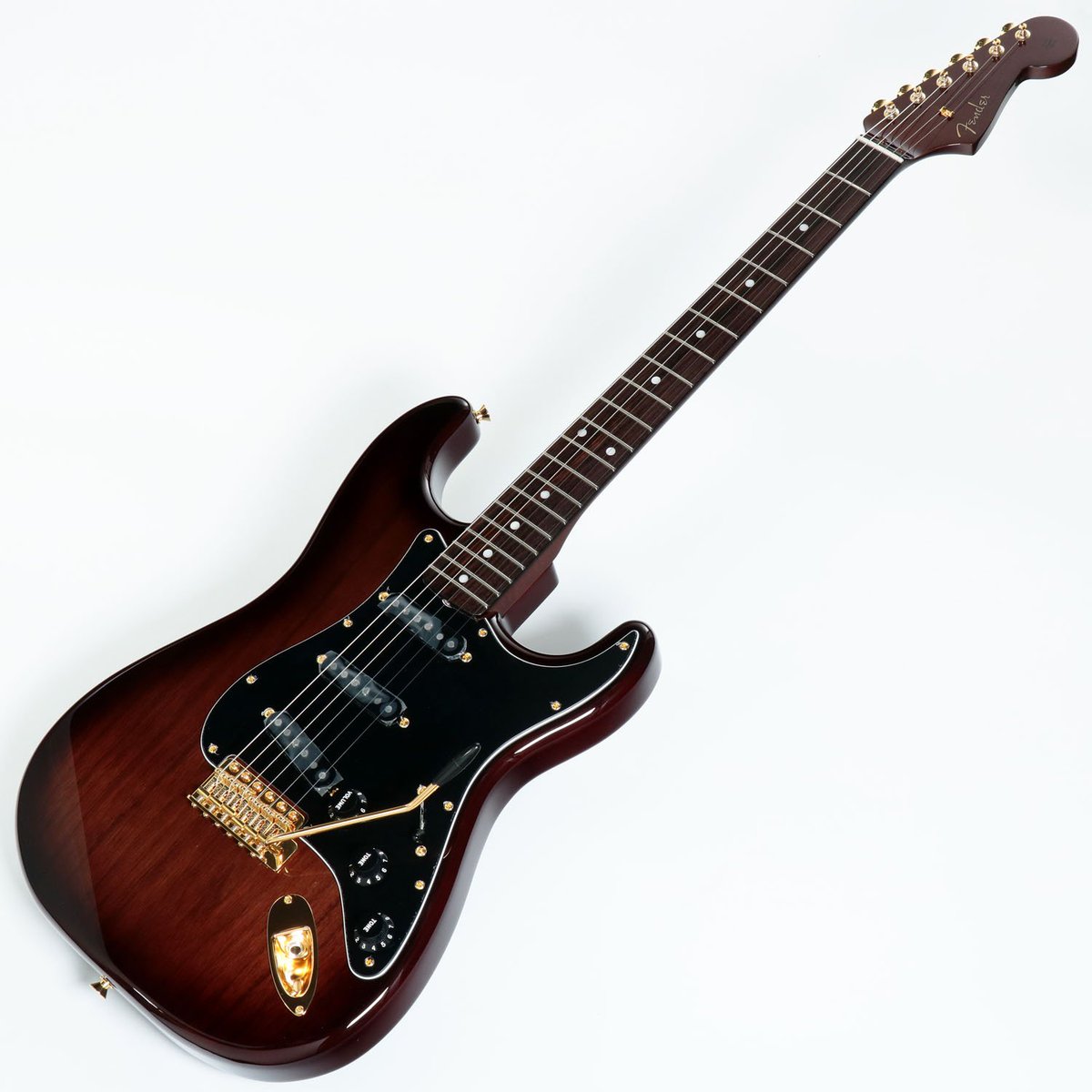 ishibashimusic's tweet photo. The STRATにインスピレーションを受け
完成したウォルナットトップST登場！

個性のあるモデルに仕上がっていますので、実物画像商品からご検討ください。

https://t.co/QAzmnz2f3P

#fender #フェンダー #stratocaster #walnat #イシバシ楽器 FSR NEWモデル https://t.co/uRZmyfSJB2