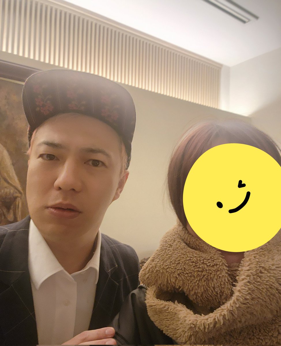 RUIRaMu9's tweet image. 昨日は葬られぬ奇譚—秘密の都市伝説—へ。夜馬裕さんはキラキラした目でとても楽しそうでした。MATTさん３年と言わずもっとイベント出るべき。サインもいただきました✨️
都市伝説のイベントを珍しくて楽しかった～！梅木さんのエジプト暖かそうw
#夜馬裕
#MATTSHOW 
#響洋平 
#ハニトラ梅木