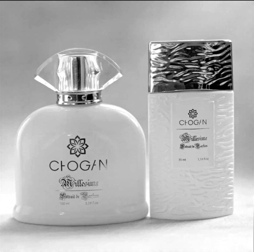 ChoganCMR's tweet photo. Découvrez le 089 de CHOGAN !   
Inspiré de **Mon Paris de YSL**, ce parfum captivant aux notes fruitées et florales (fraise, jasmin, patchouli) est parfait pour la femme moderne et romantique.  

💎 Qualité luxe à prix doux.  

📩 Commandez maintenant ! #CHOGANCameroun https://t.co/XCY5O8dJ9M
