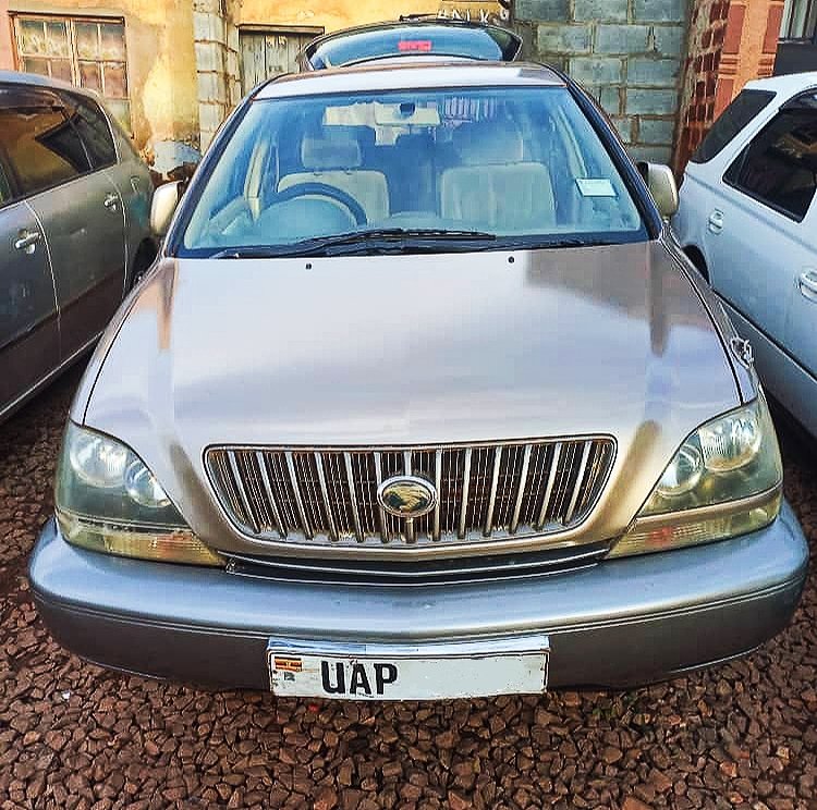 DriveNowUg's tweet photo. You can still own an SUV at an #AveragePrice, with only #Ugx10m  you can own this Toyota Harrier. https://t.co/aVTwbcd6Yg