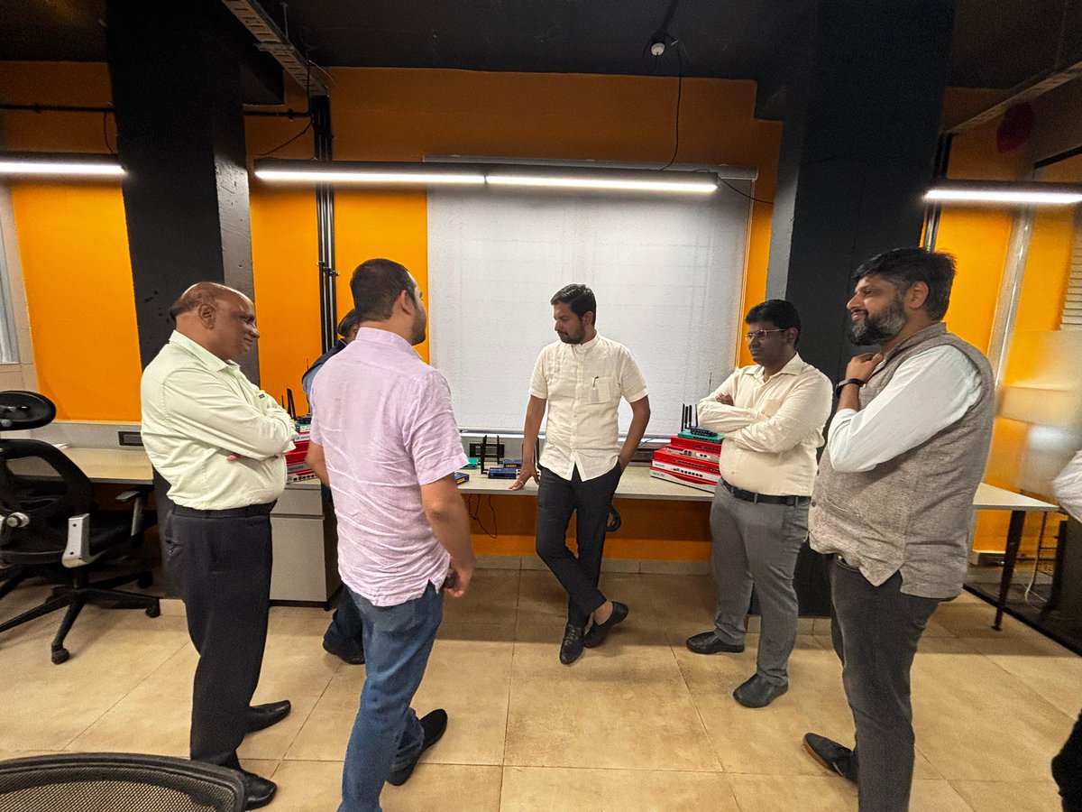 ANEXGATE's tweet photo. We were honored to host Mr. Sharath Kumar Bache Gowda, Chairman of KEONICS, at @ANEXGATE. He appreciated the innovation and deep tech expertise driving our cybersecurity and network solutions, reflecting Indiaโs growing technological capabilities.
#AnexGATE #KEONICS https://t.co/bYlkrBXuk6