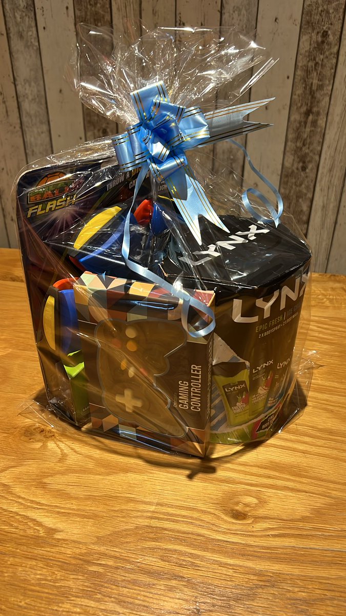 KES_FoKES's tweet photo. And now for our Christmas Raffle hampers!  Created from donations from yourselves.  Many thanks you all who donated and for a chance to win, get your virtual raffle tickets from ShopKES and ParentPay at £1 each.  Good Luck #KES https://t.co/GQRBUb0yan